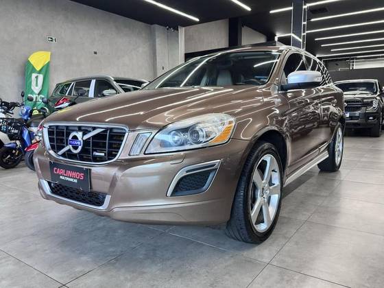 VOLVO XC60 2.0 T5 R DESIGN TURBO GASOLINA 4P AUTOMÁTICO